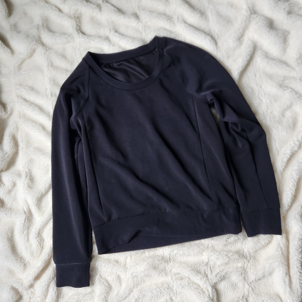 Athleta seasoft scoop neck sweatshirt size XXS black long sleeve